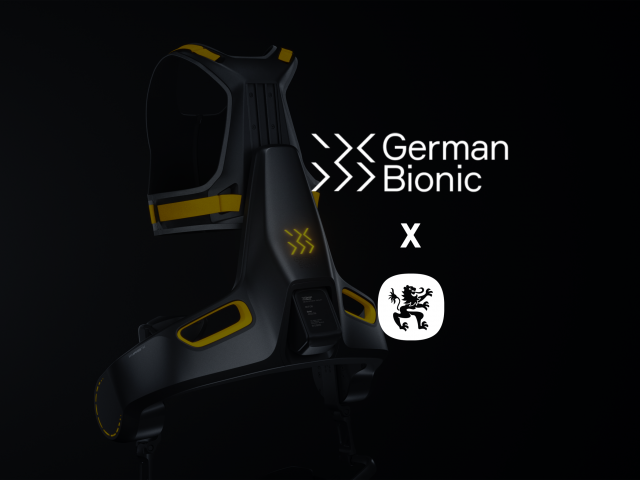 germanbionic-logo-x-studiokurbos-logo-in-weiß-vertikal-angeordnet-im-hintergrund-dunkles-exoskelett